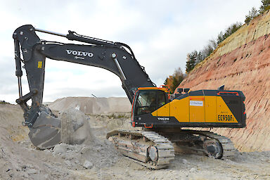 Der EC950F ist der größte und stärkste Raupenbagger von Volvo CE.